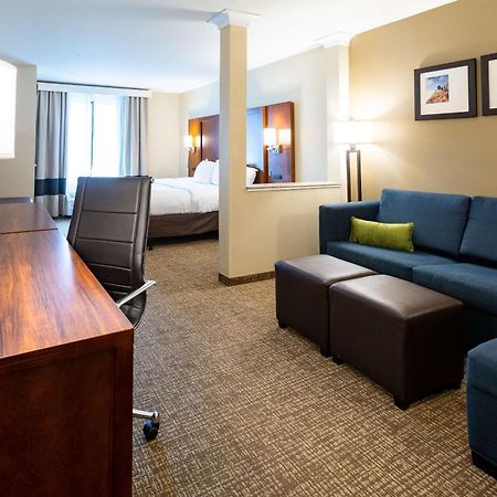 Comfort Suites Denver Near Anschutz Medical Campus Aurora Exterior photo