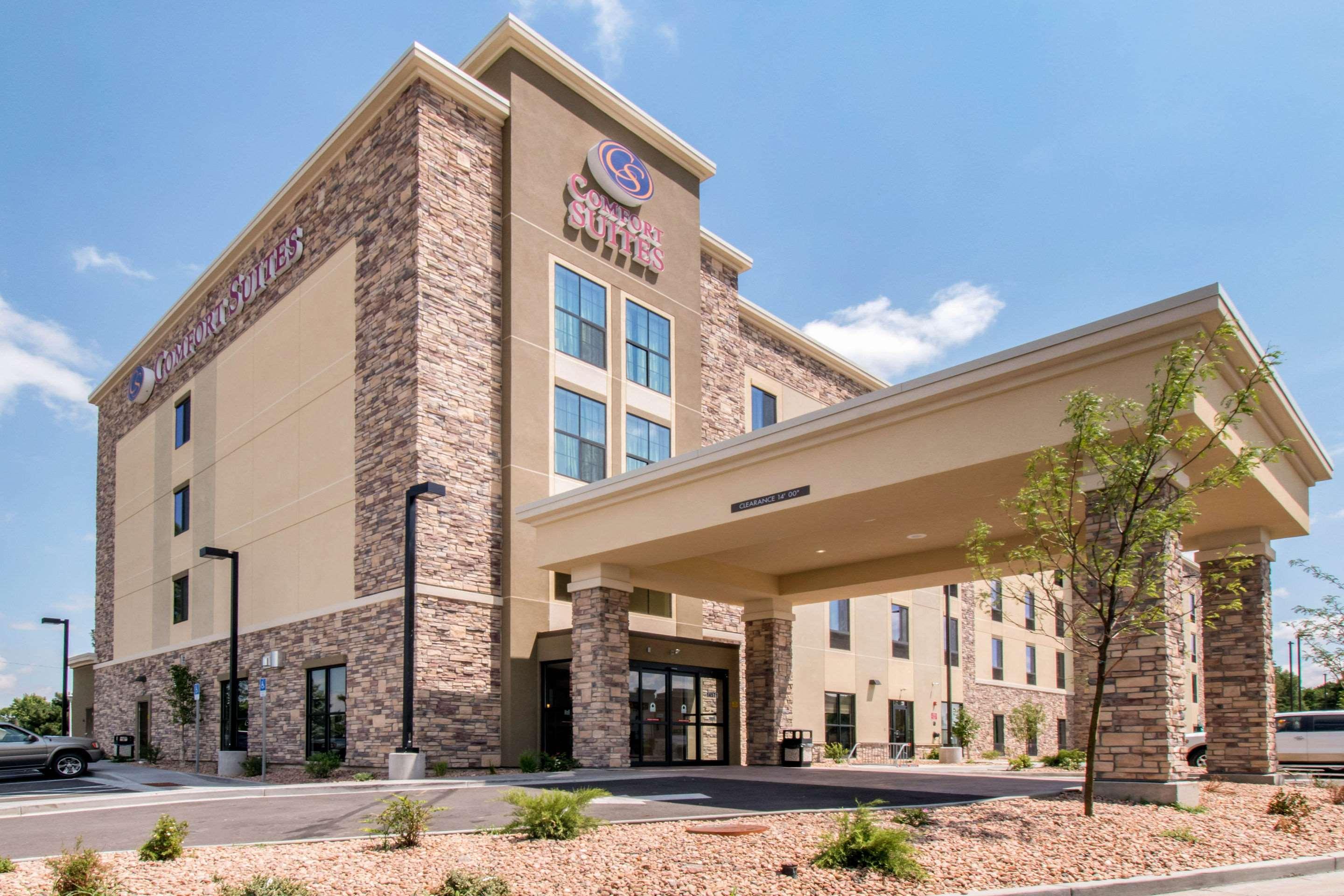 Comfort Suites Denver Near Anschutz Medical Campus Aurora Exterior photo